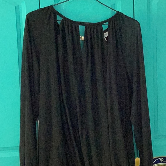 ⚜️ SIMPLY DIVINE BLACK BLOUSE w/GOLD HARDWARE @NECK IN BACK NWOT Sz XL- 1X IMO - Picture 2 of 16